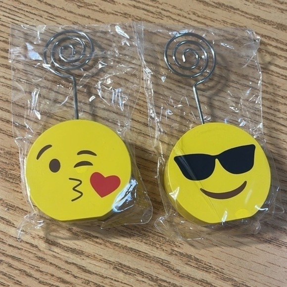 Emoji 😎 😘 picture holders‎ - Picture 3 of 3
